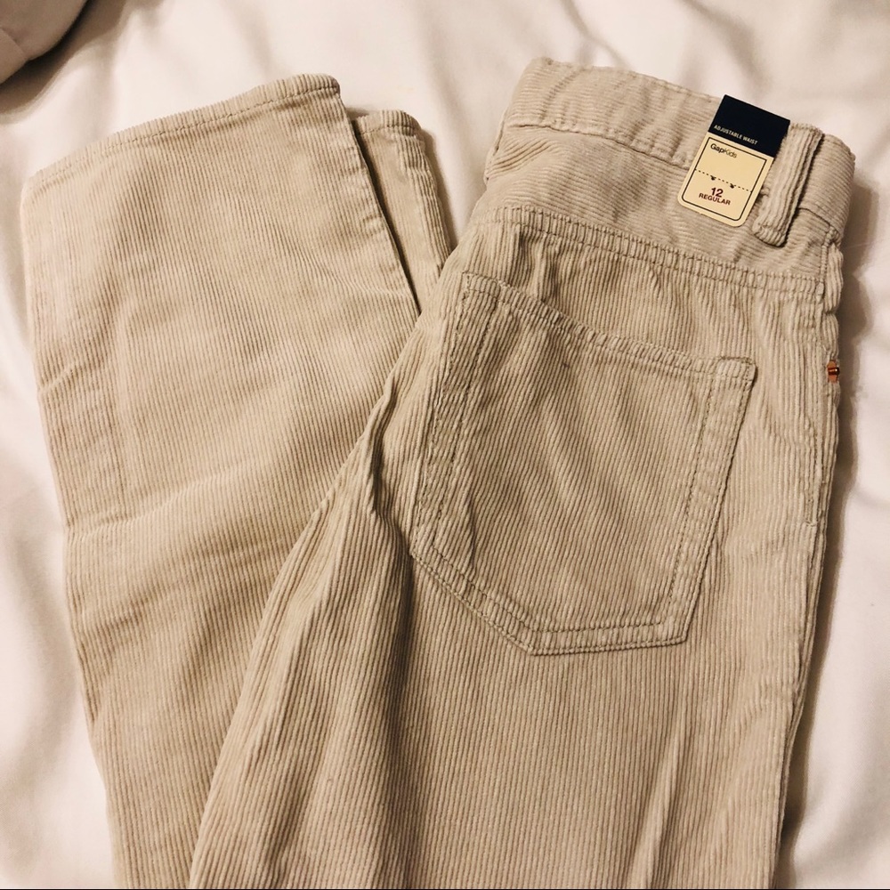 NEW ‼️ Gap Light Khaki Corduroy Pants